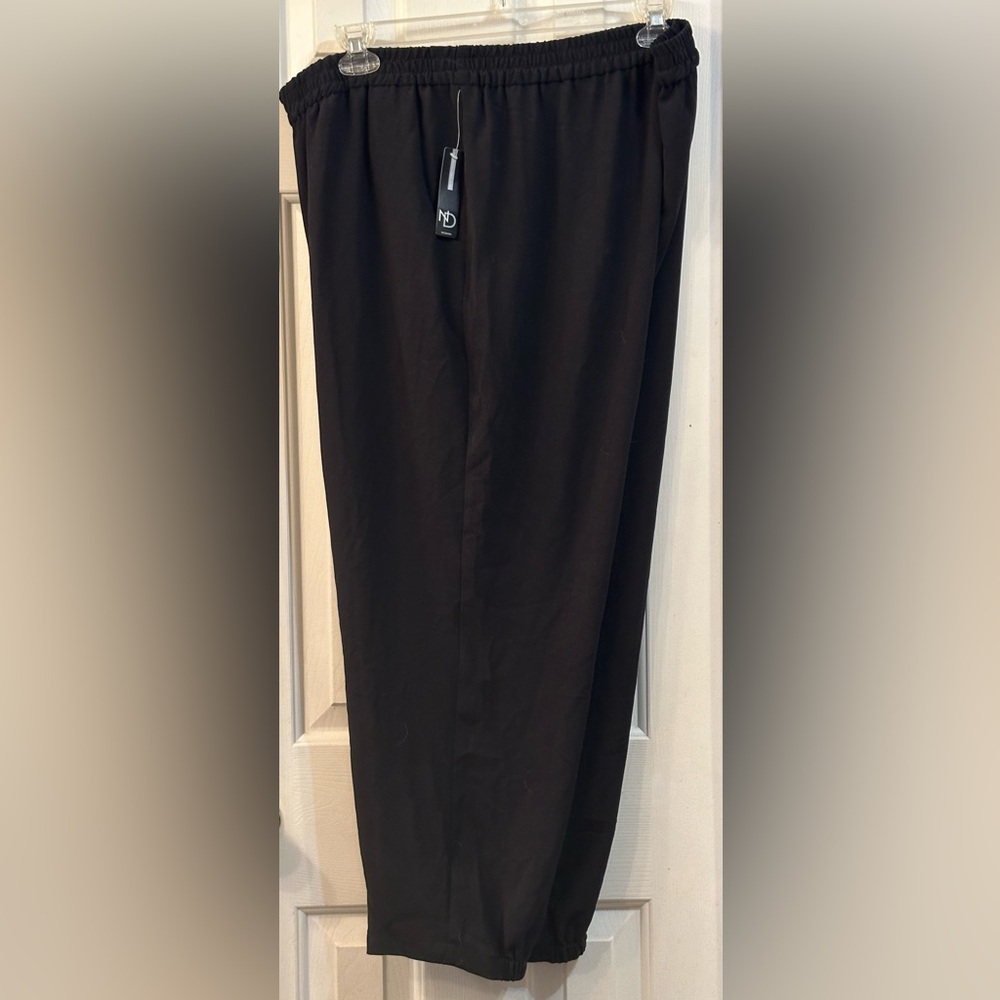 NWT New Directions Woman Black Pants, partial elastic hem, Size 2X